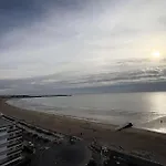Residence La Louisiane - La Baule - Immeuble En Vagues - Face Mer Mae-5181